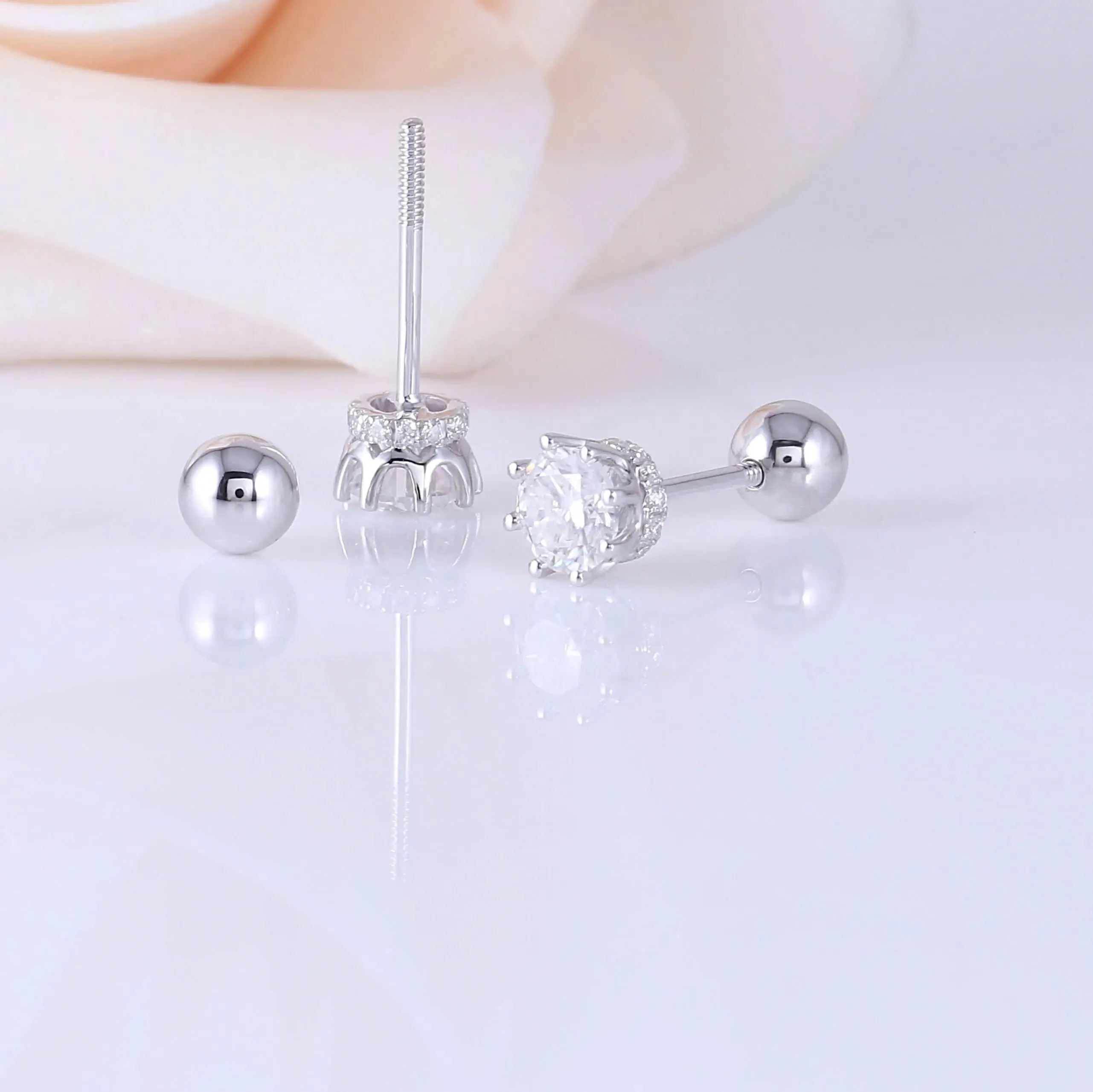 14k White / Rose / Yellow Gold Moissanite Stud Earrings 0.5ctw