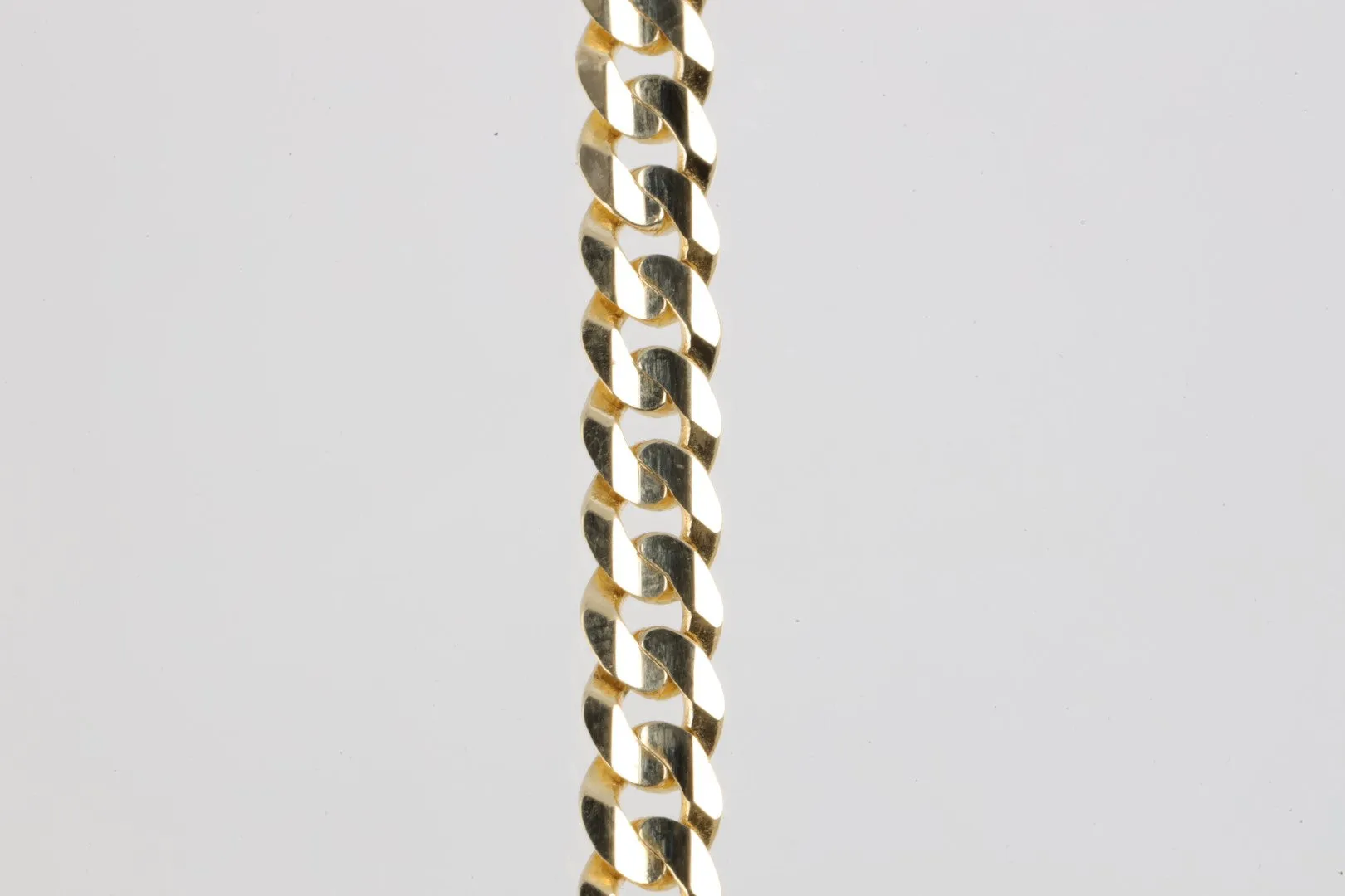 22.5" 14k Yellow Gold Flat Curb Chain Necklace (17.73g.)