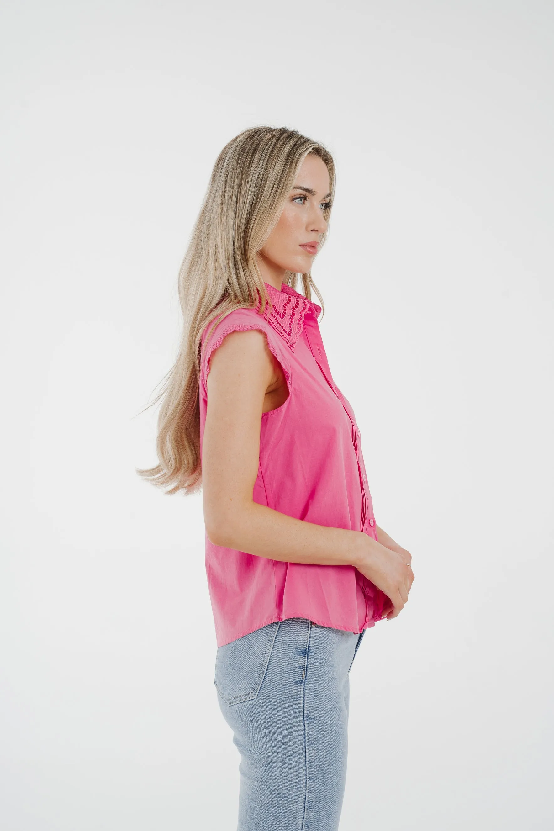 Arabella Sleeveless Blouse In Fuchsia