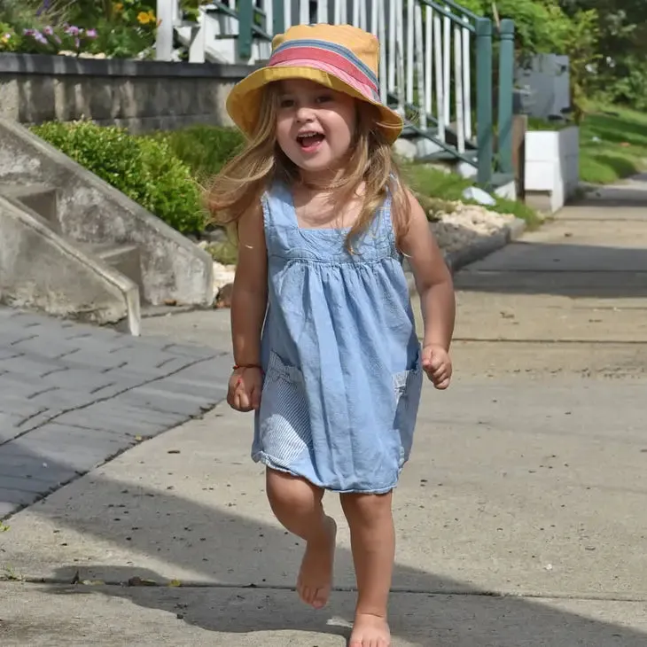 Child Bucket Hat Carousel Stripe