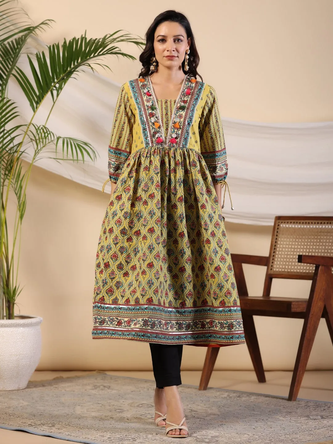 Juniper Lime Green Floral Printed Pure Cotton Kurta With Lace