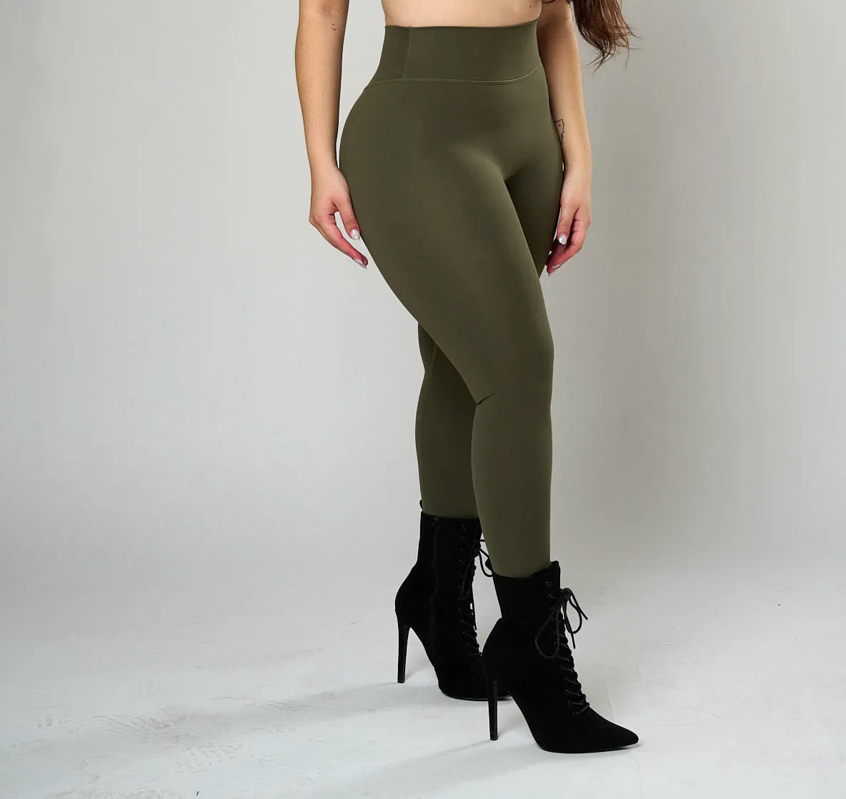 Maria Signature Leggings - Olive