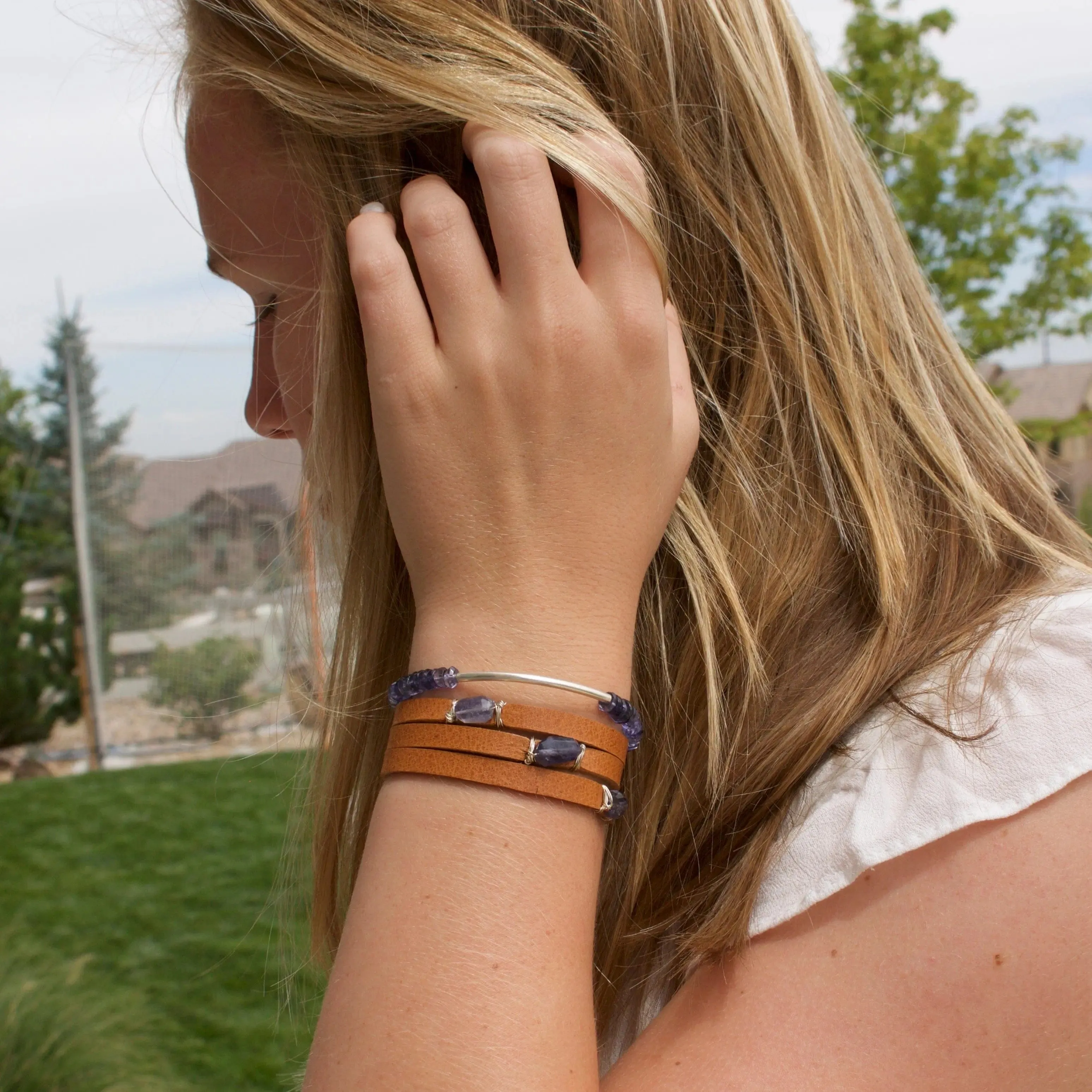 Mini Cinco Leather Wrap Bracelet Tan