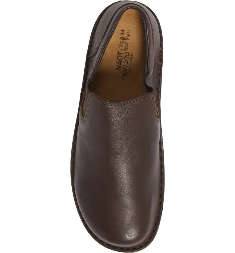 Naot Men's Eiger Slip-On Shoe - Soft Brown Leather