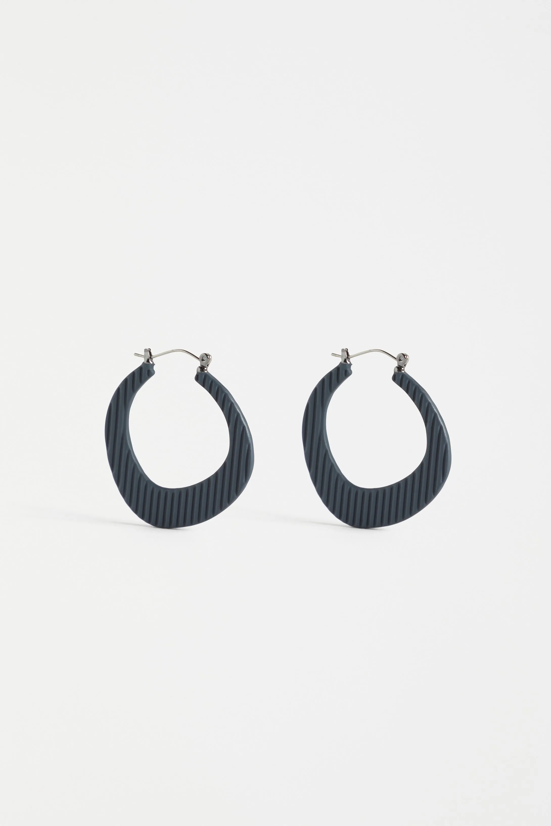 Perda Hoop Earring