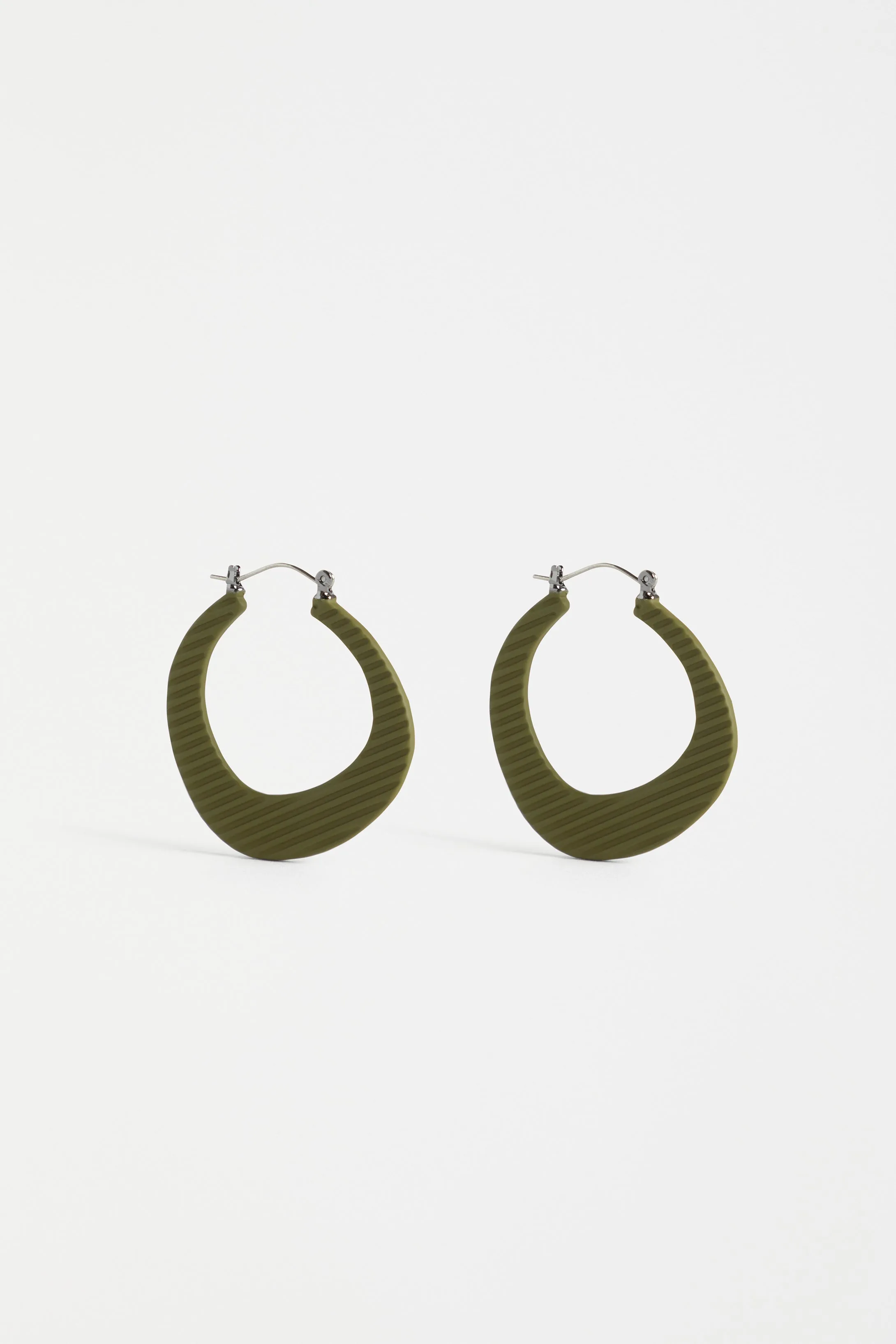 Perda Hoop Earring