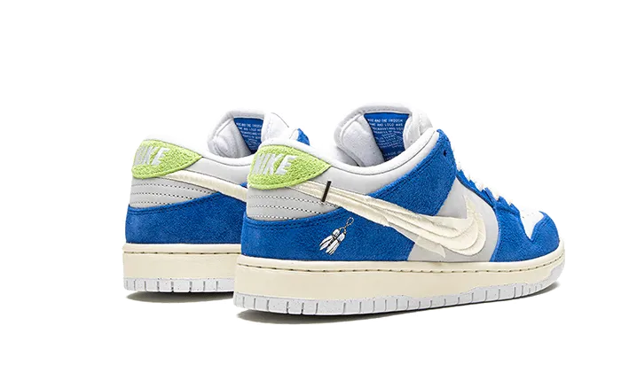 SB Dunk Low Pro QS Fly Streetwear