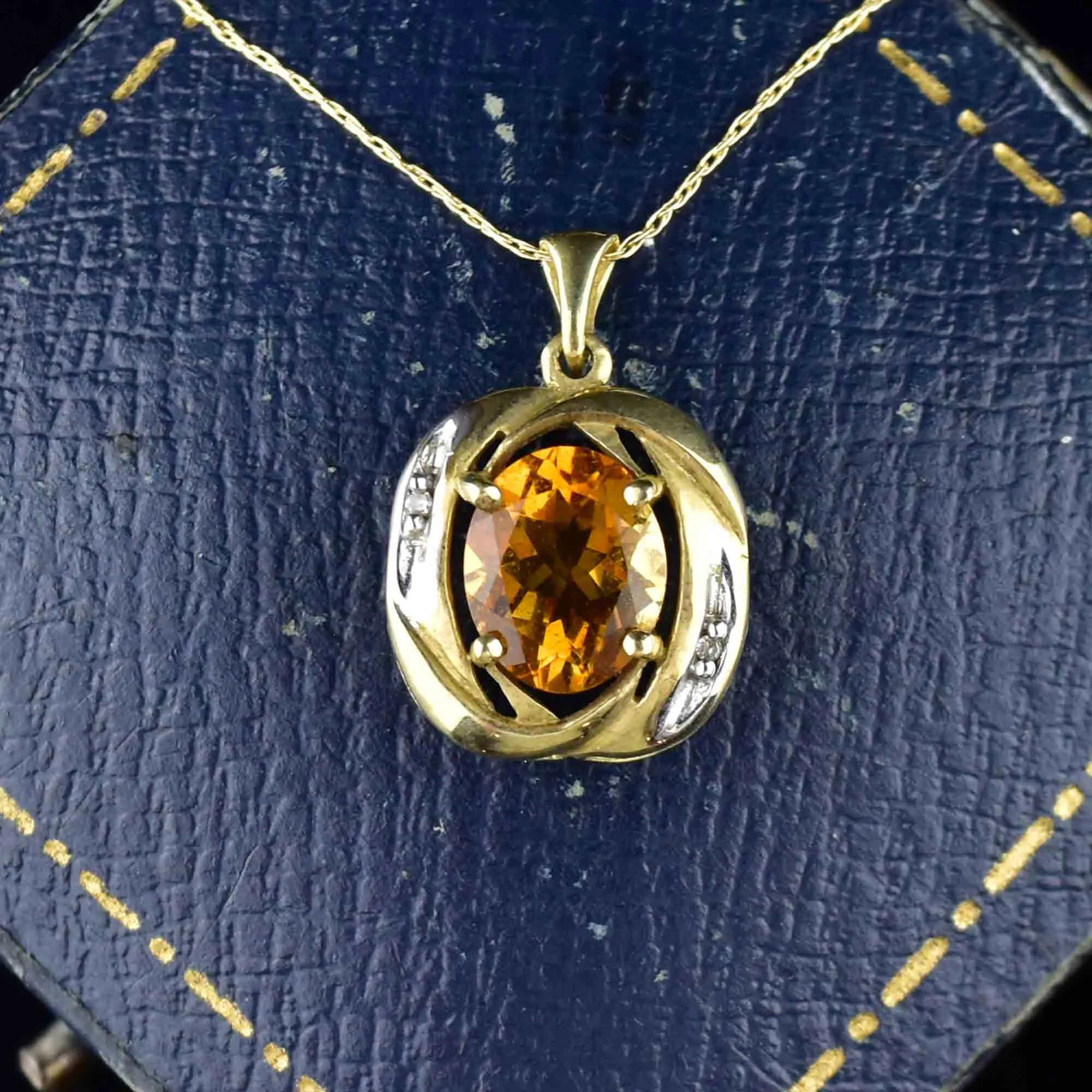 Vintage 10K Gold Diamond Citrine Pendant Necklace